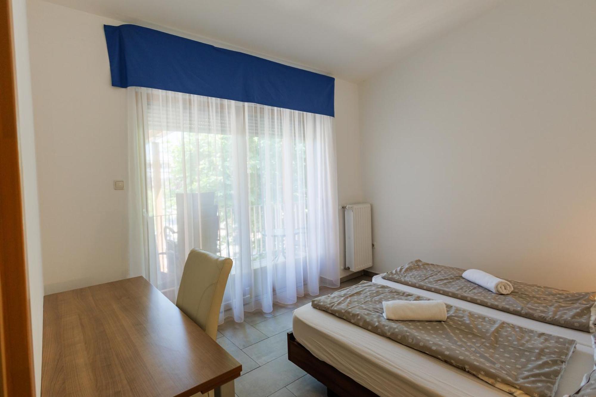 Jacht Apartmanok Балатонфюред Экстерьер фото