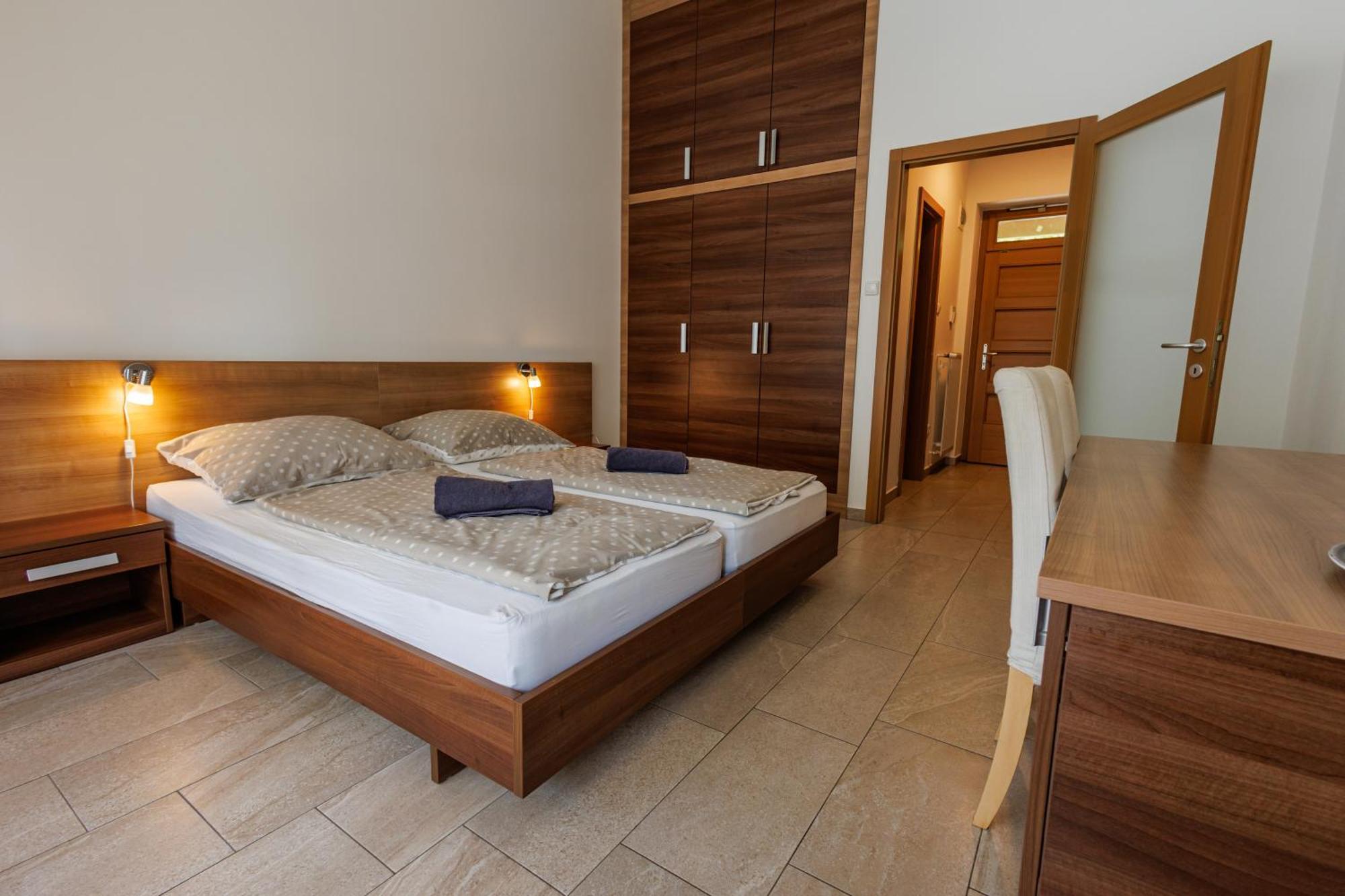 Jacht Apartmanok Балатонфюред Экстерьер фото